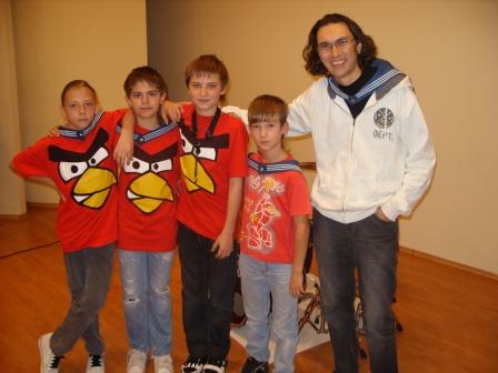 с Международным днём учителя!